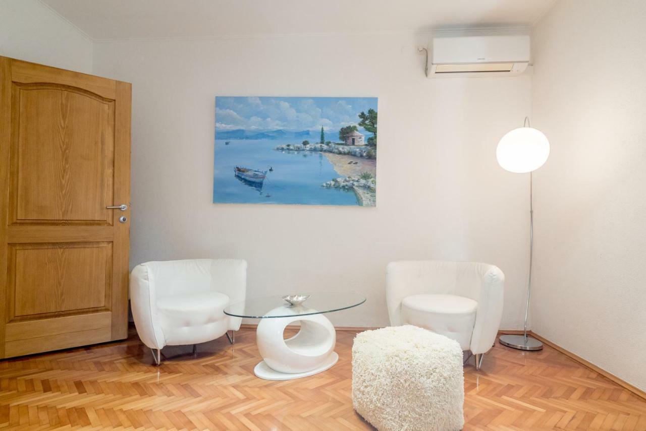 Adam Apartments Stobreč Kültér fotó