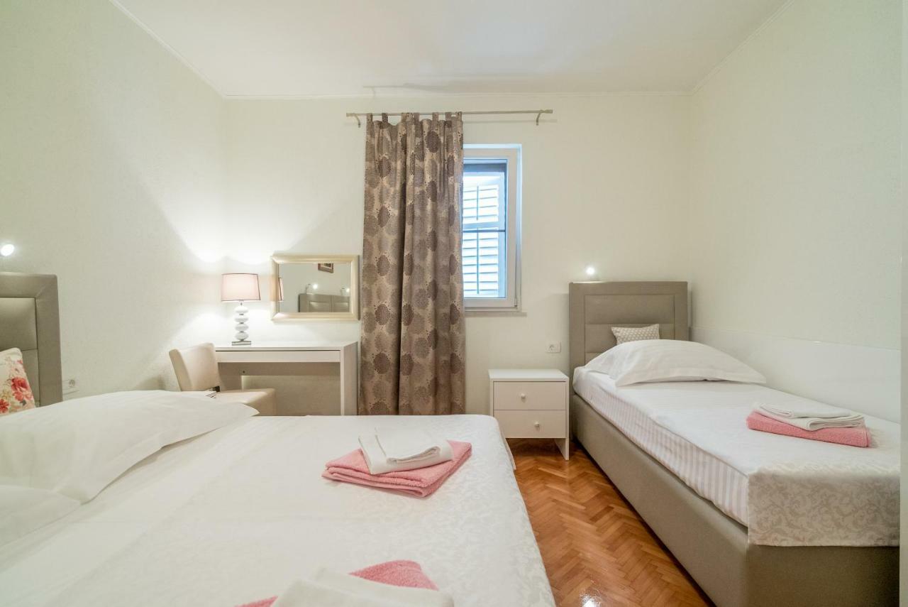 Adam Apartments Stobreč Kültér fotó