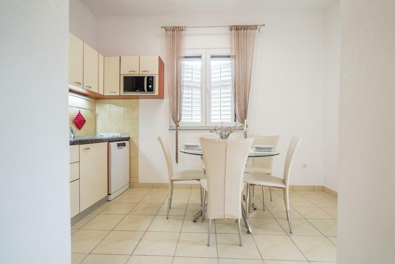 Adam Apartments Stobreč Kültér fotó