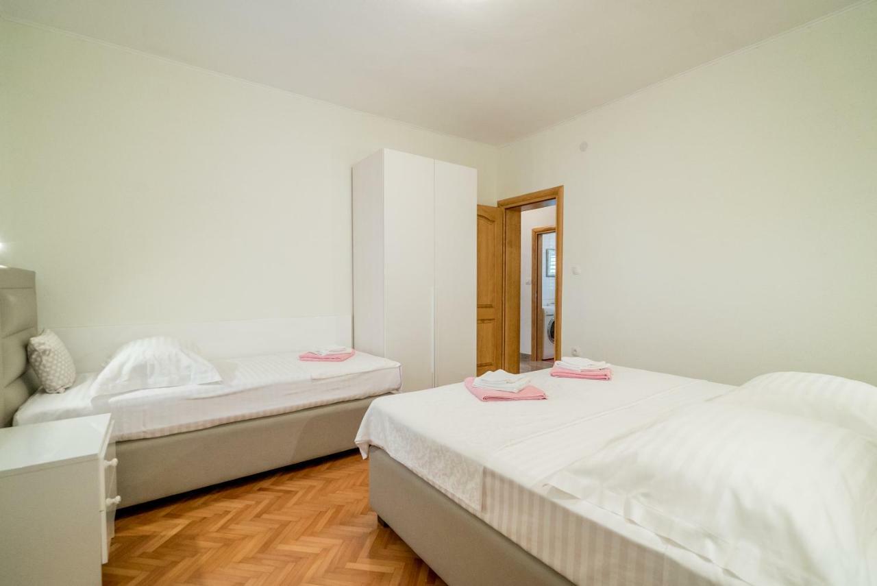 Adam Apartments Stobreč Kültér fotó